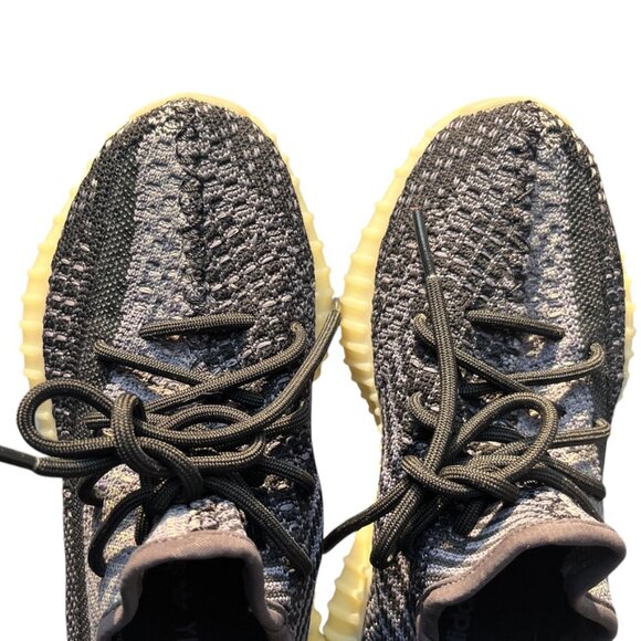 Yeezy Boost 350 V2 Carbon Sneakers US 4 - Picture 5 of 9